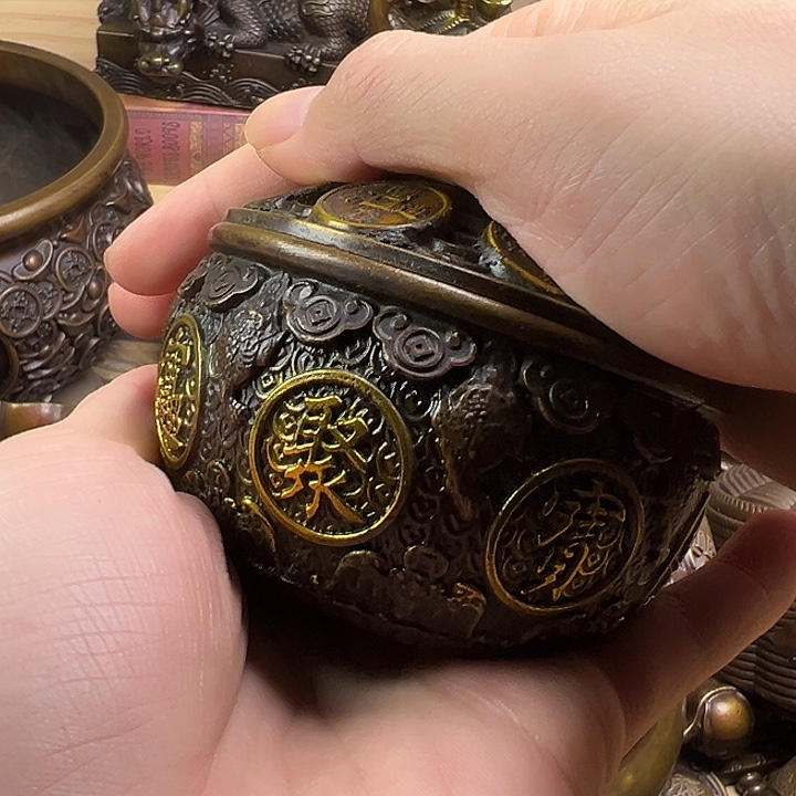 精美铜器，点击下单