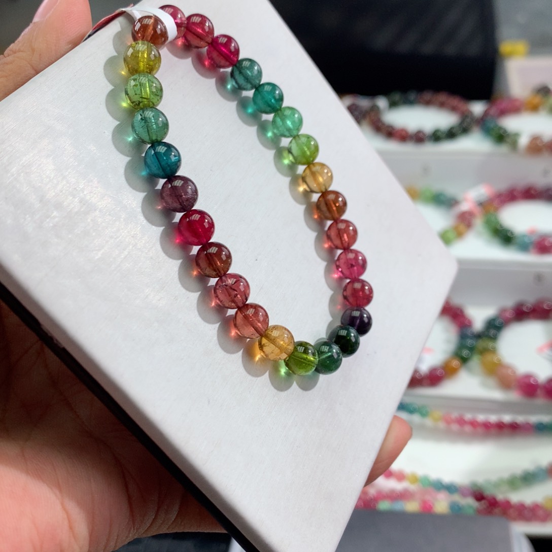 碧玺手链未镶嵌哇*       6.8mm。   