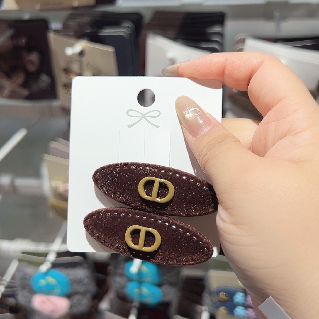 非金属咖色猪鼻子鸭夹