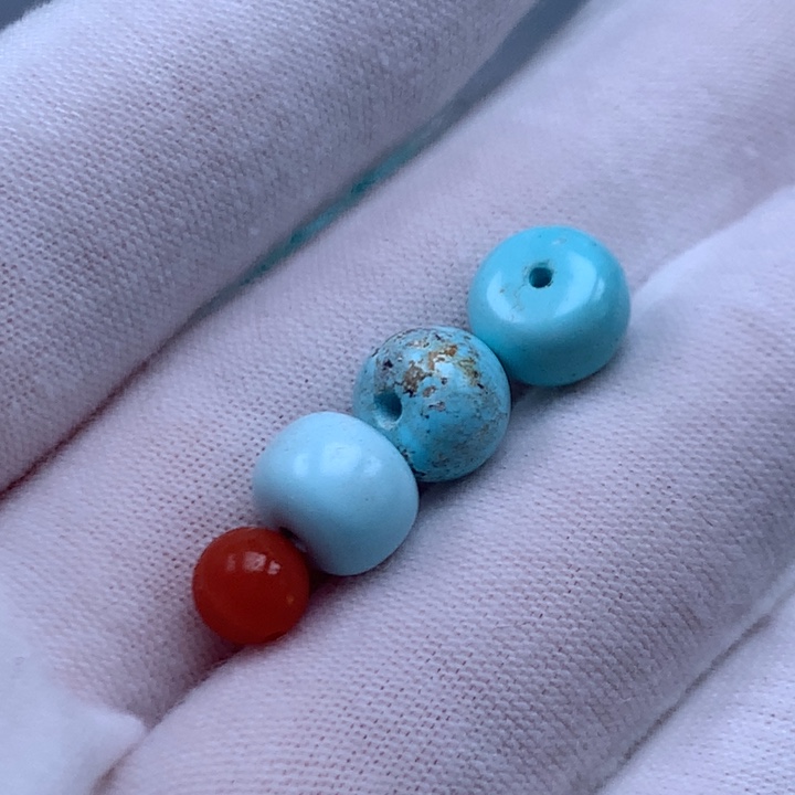 南红玛瑙未镶嵌珠宝奇石