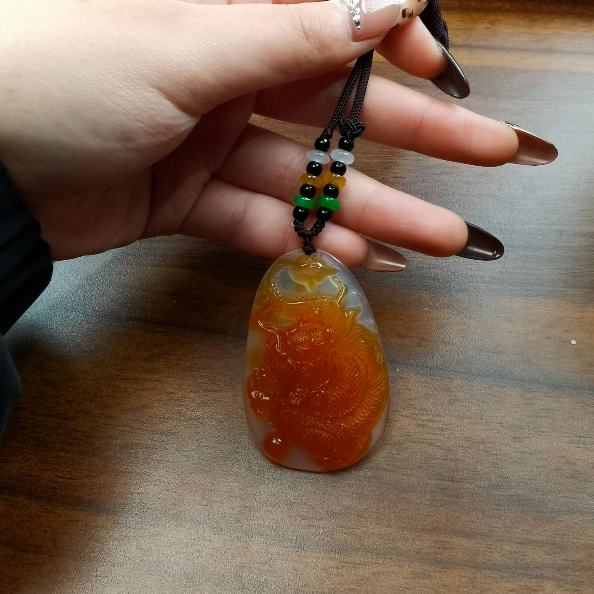 凰泰珠宝-天然玉石吊坠带绳5-4551