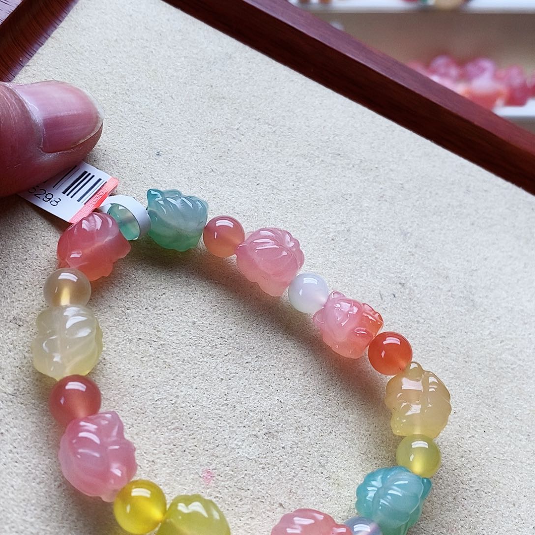 玛瑙手饰未镶嵌盐源