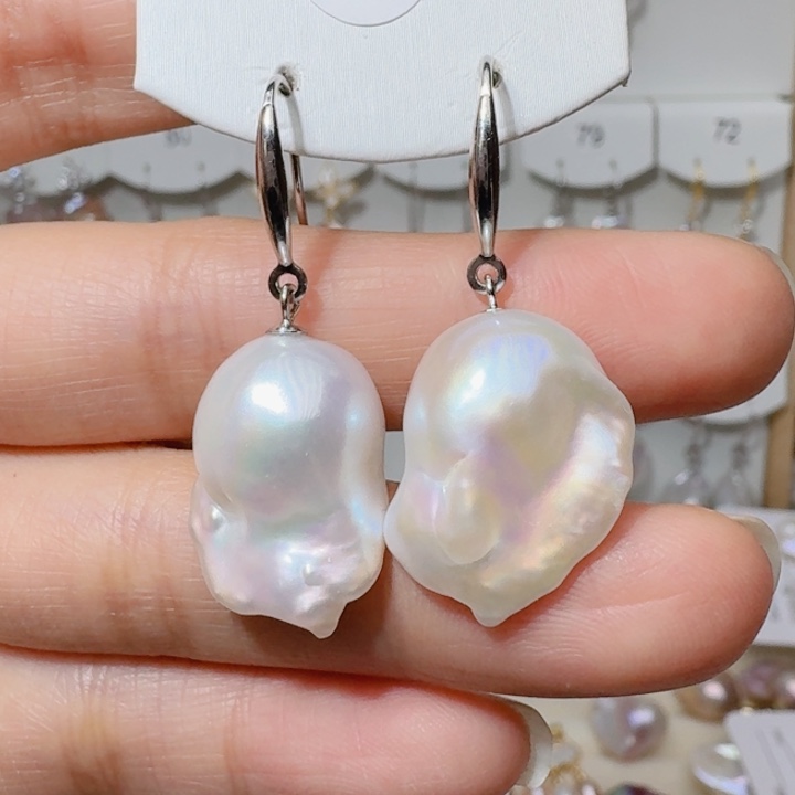 颈饰未镶嵌淡水珍珠