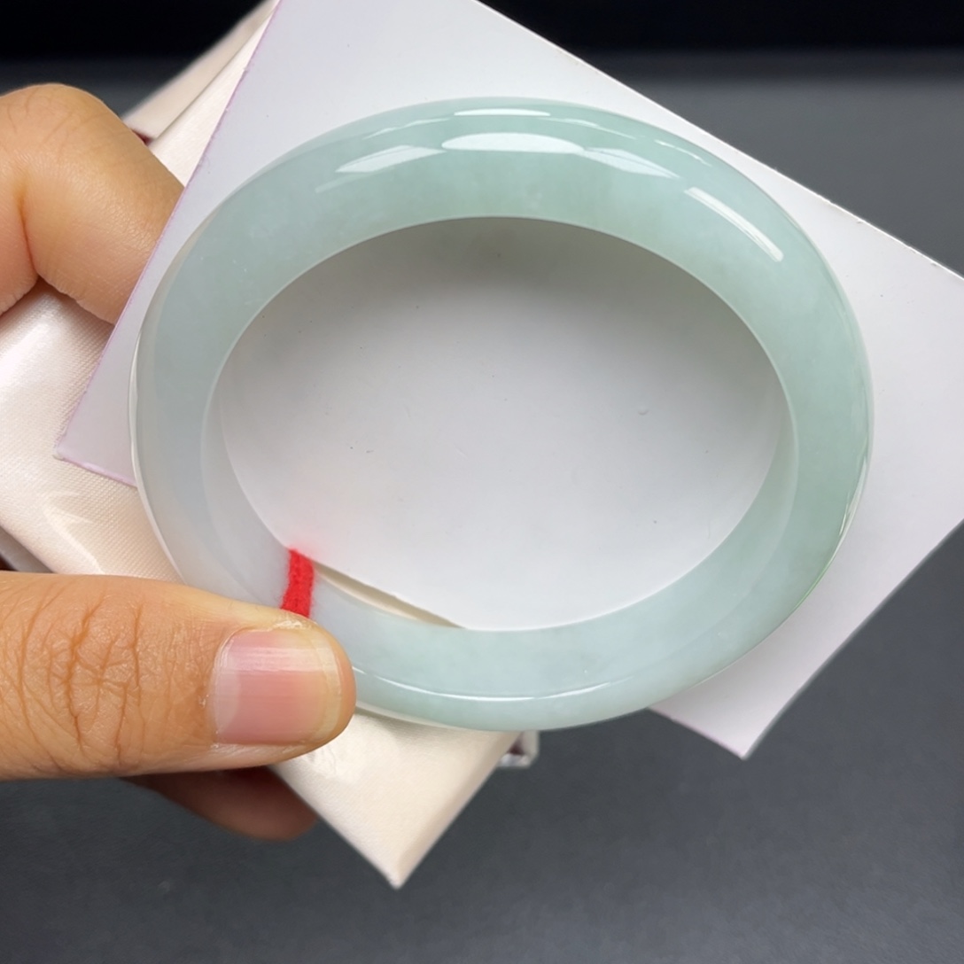 翡翠未镶嵌手镯手镯