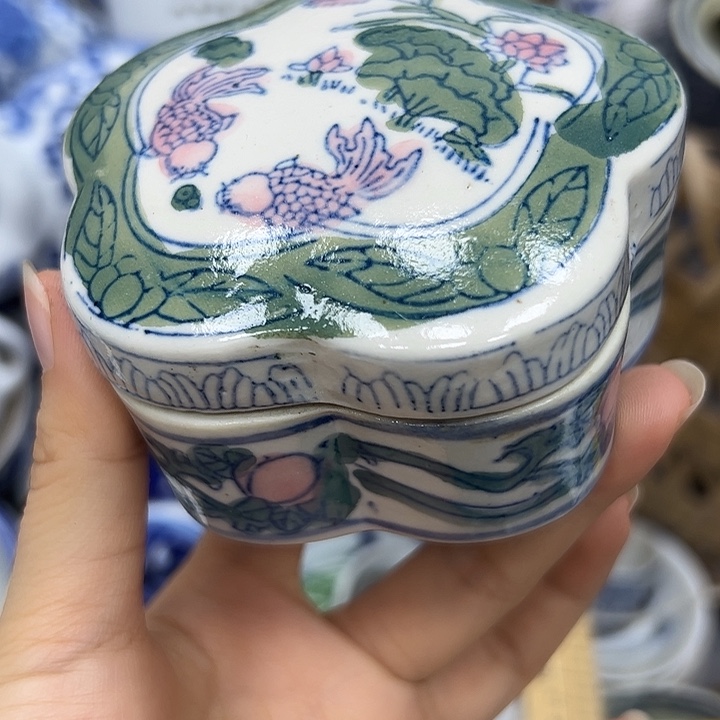 莲***人盒子288442588888585