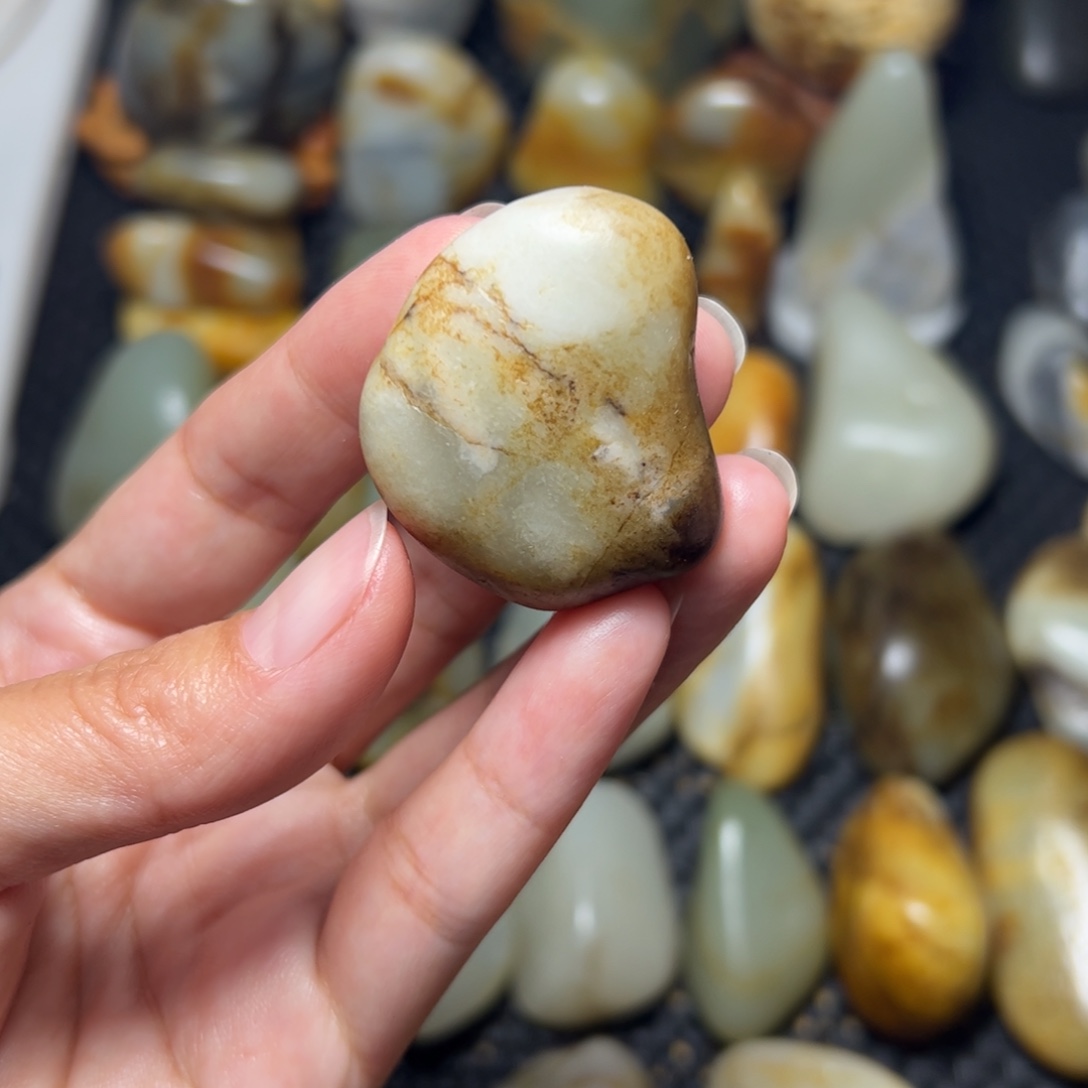 和田玉未镶嵌挂件B16