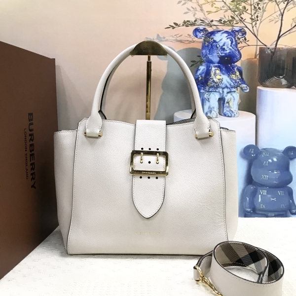 妃鱼/博柏利/95新/包包/市场价68888/250120RN0002