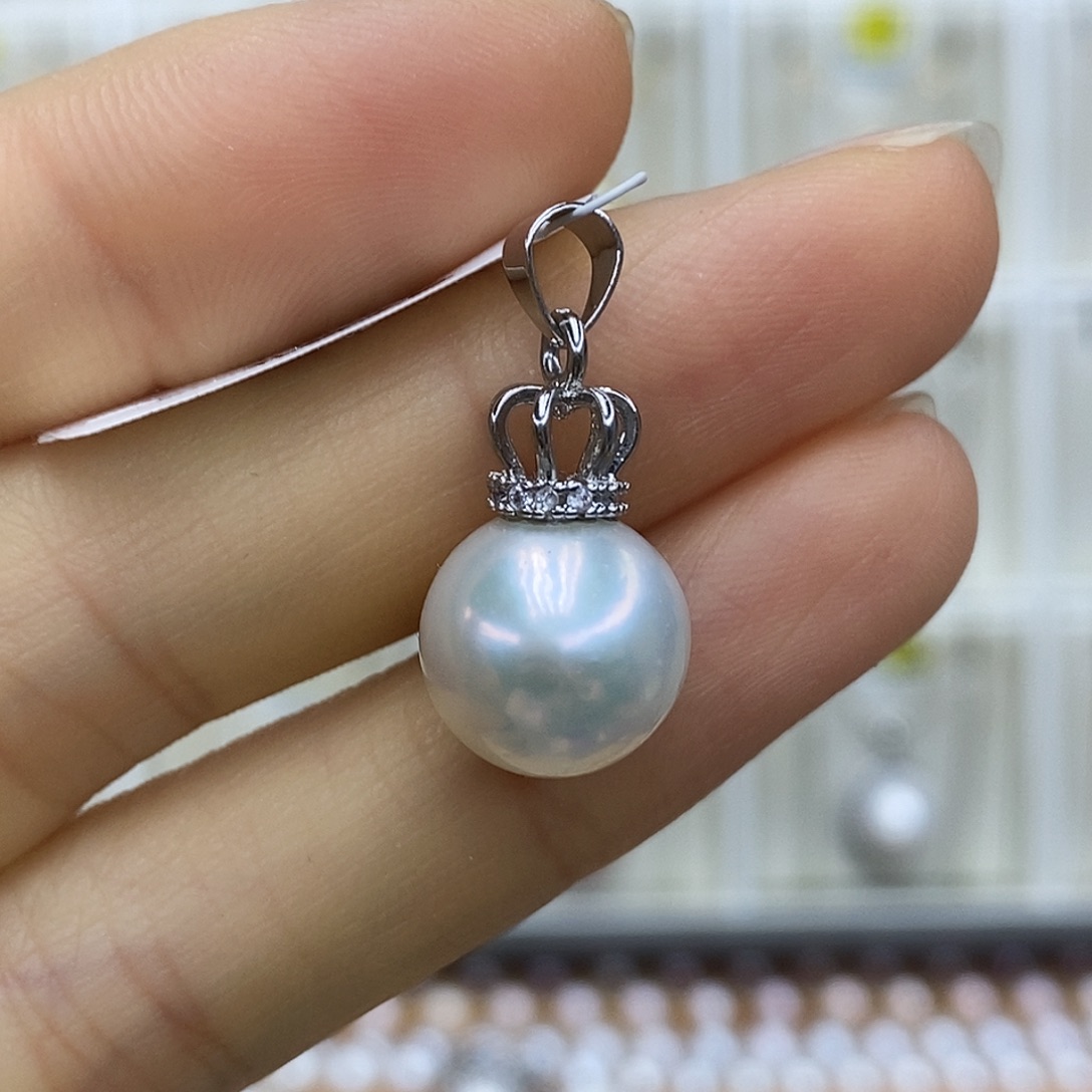 淡水珍珠吊坠(赠链)未镶嵌