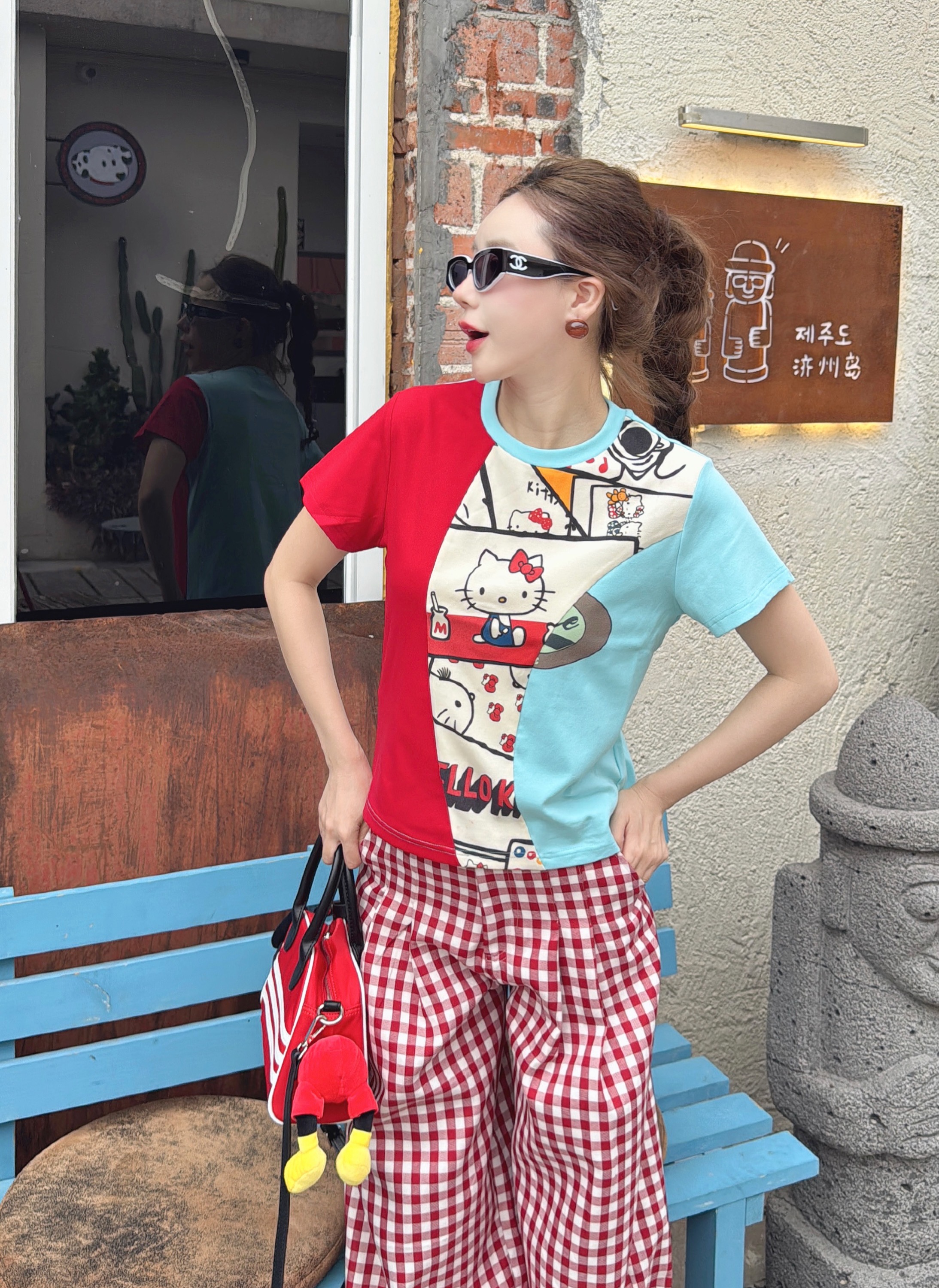 z4523 CC推荐 撞色减龄猫咪印花短袖T恤