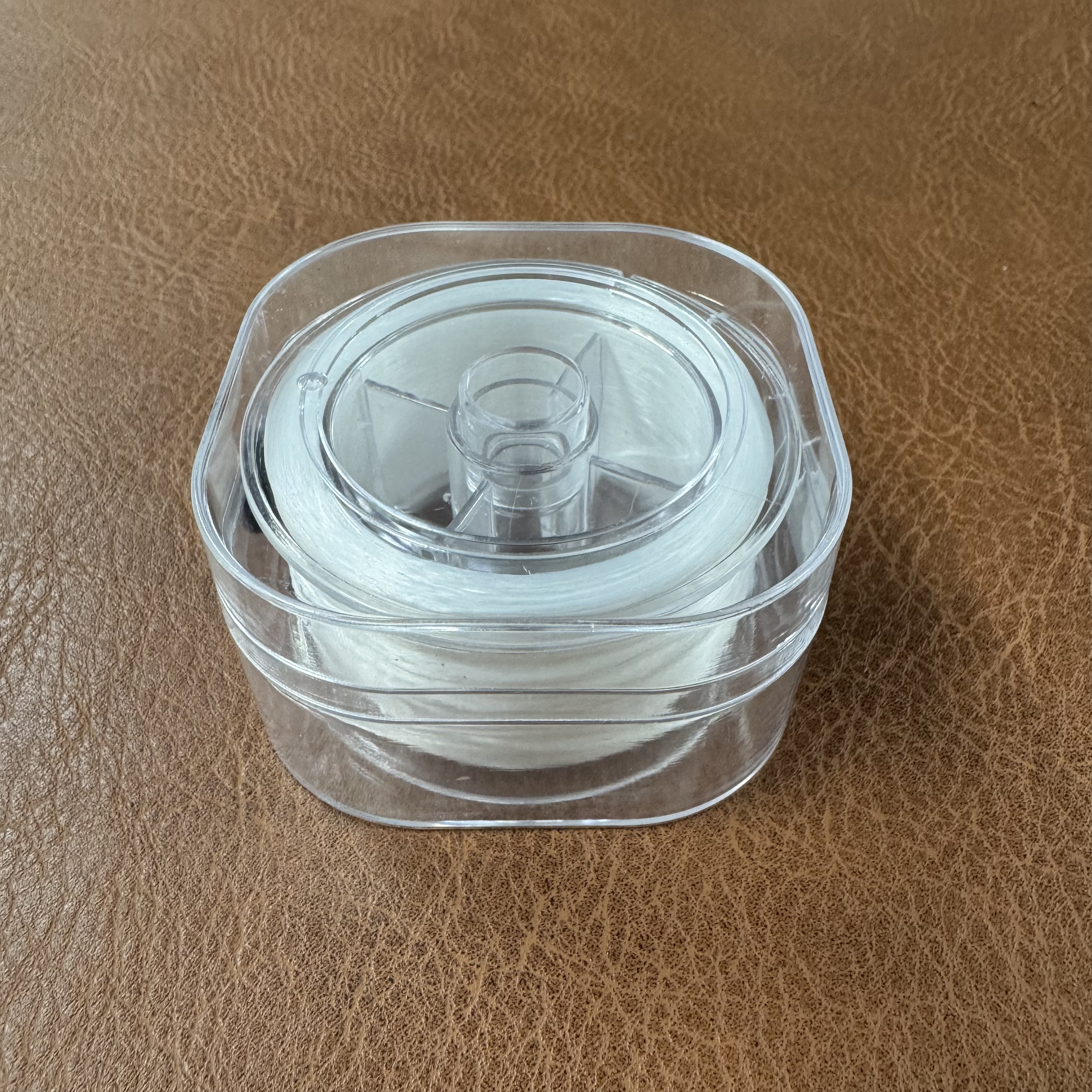 【 J005】文玩工具“扁型弹力丝线”0.8左右透明盒装文玩手串用线