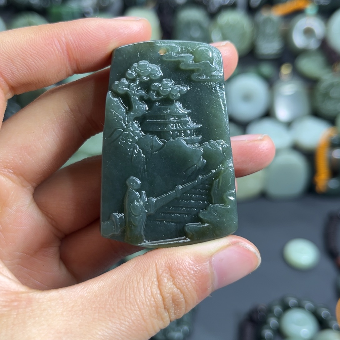 和田玉未镶嵌颈饰