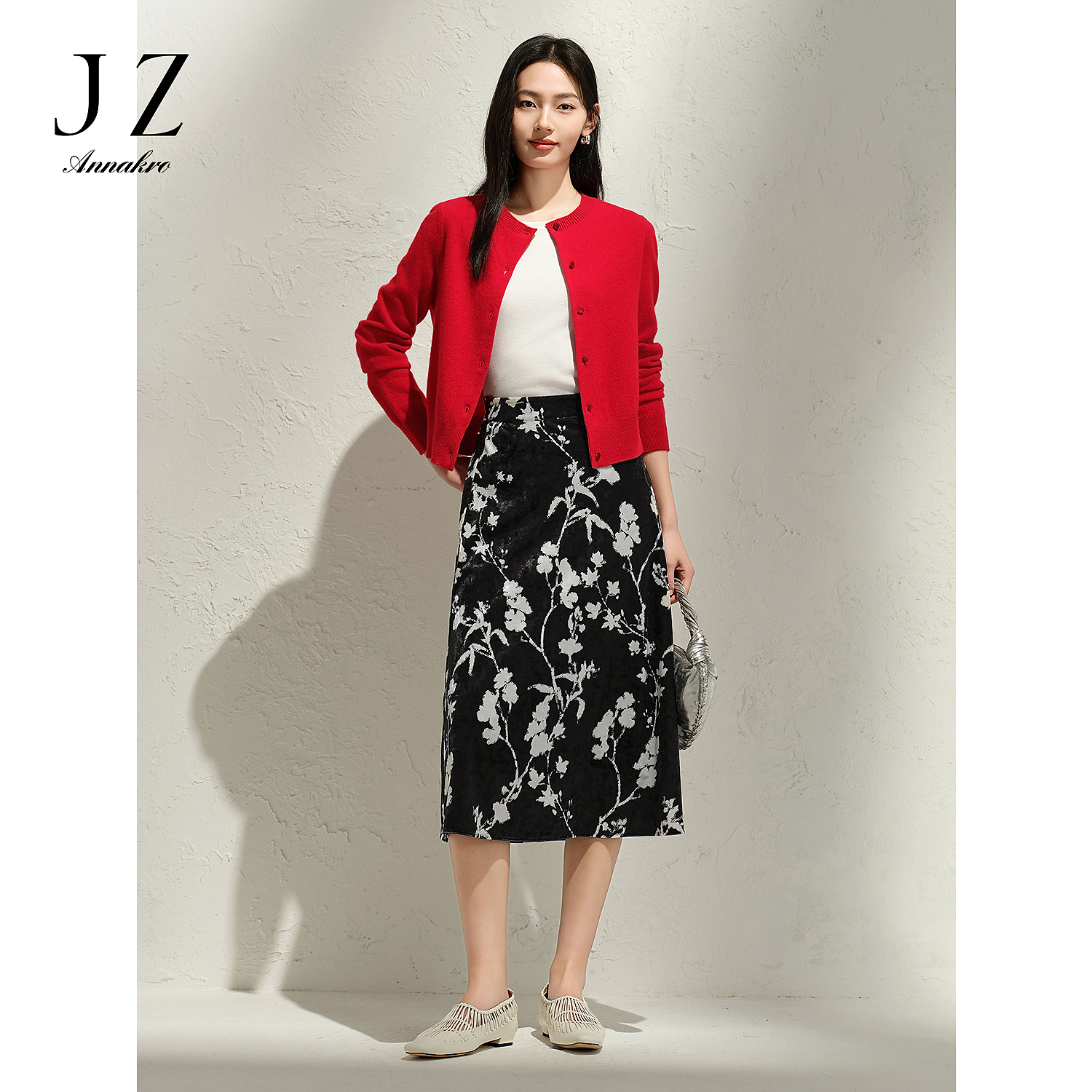 【羊羊专属】玖姿·安娜蔻KWFC20031新中式花卉丝绒半身裙2025春