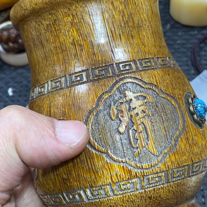 滴血莲花菩提吊坠