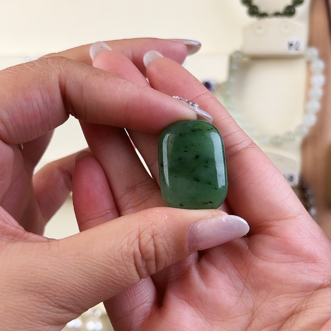 @***丫和田玉未镶嵌颈饰