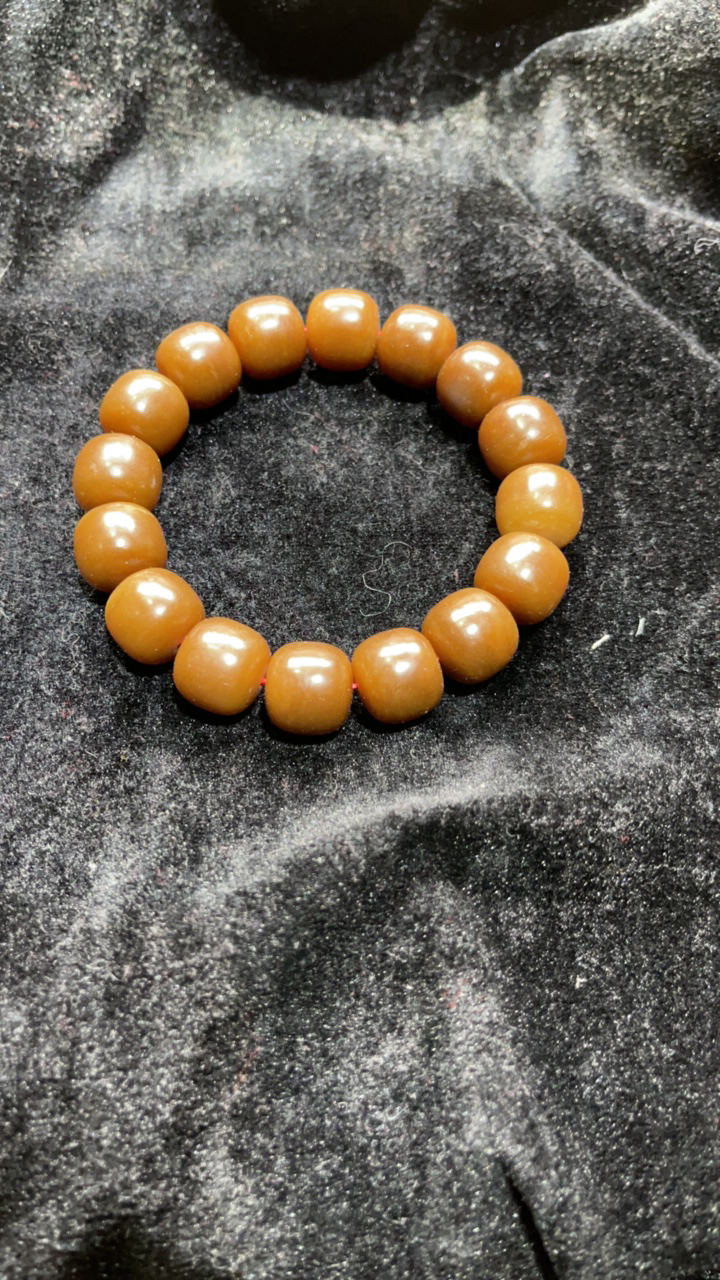 新疆和田玉且末金山料