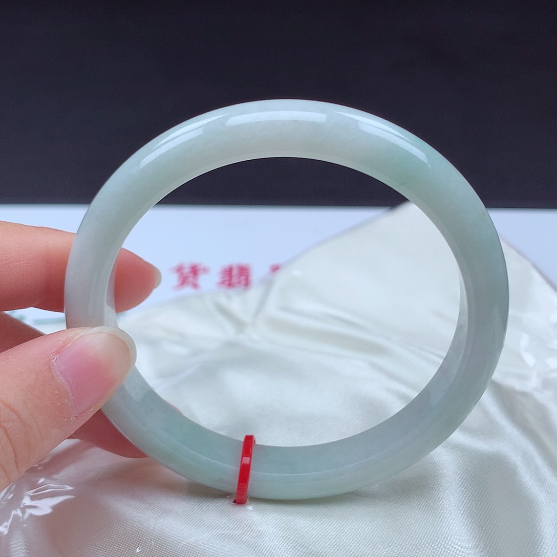 翡翠手镯未镶嵌手镯100409