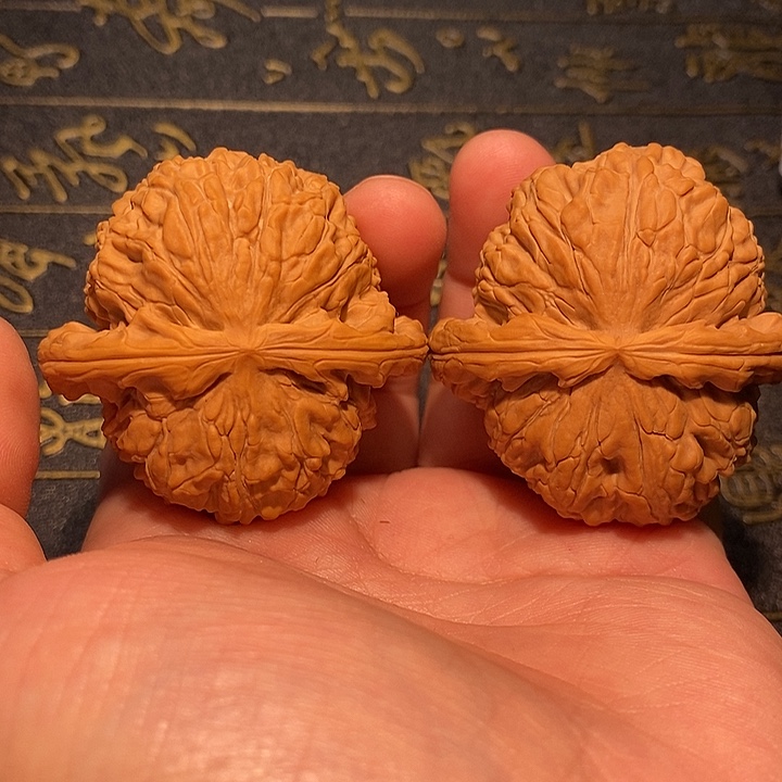 简***，核桃手串/手链45 白狮子