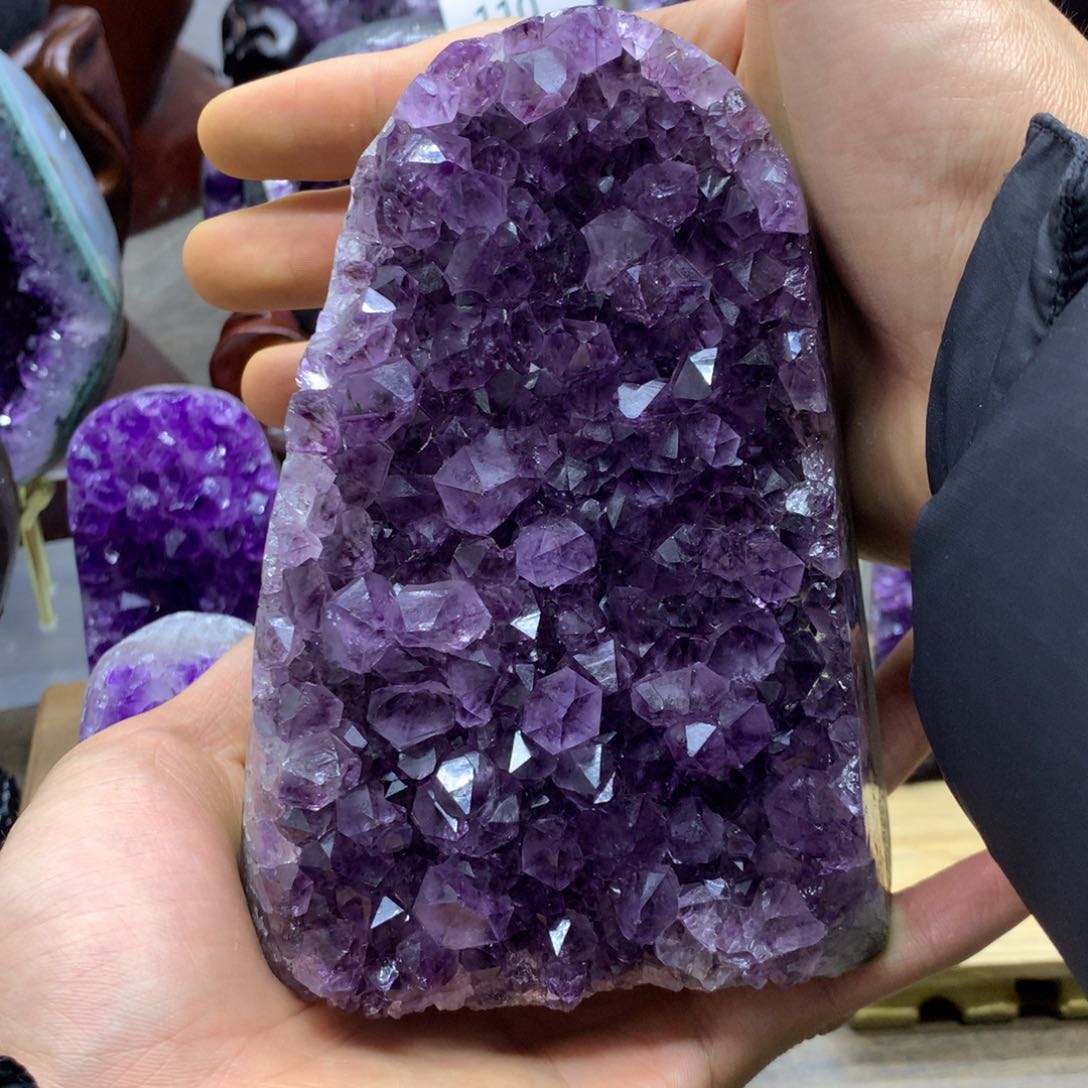 紫晶大型摆件（非配饰）未镶嵌