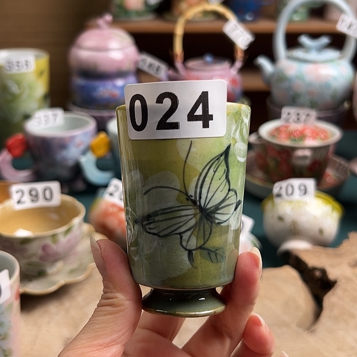 景德镇陶瓷手绘作品024