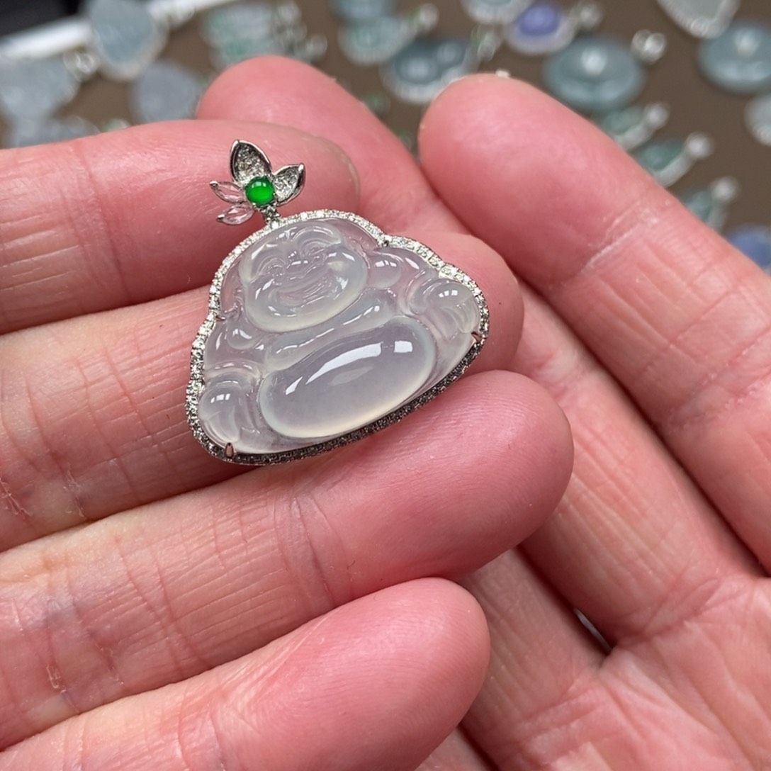 翡翠颈饰18K金镶嵌佛公