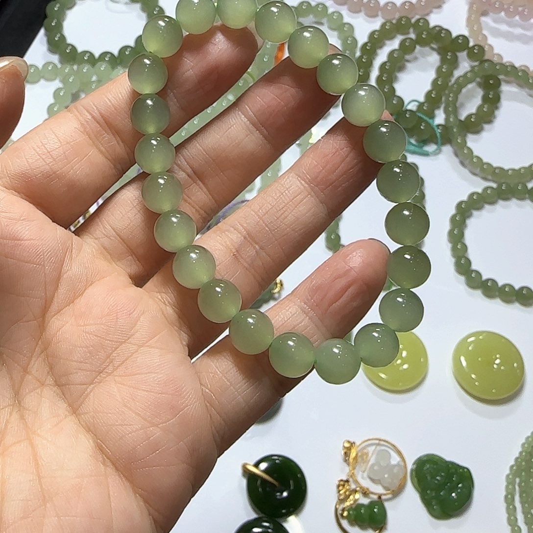 手串未镶嵌和田玉