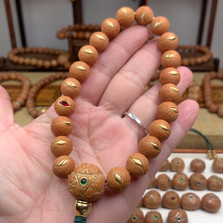 凤眼菩提吊坠手串