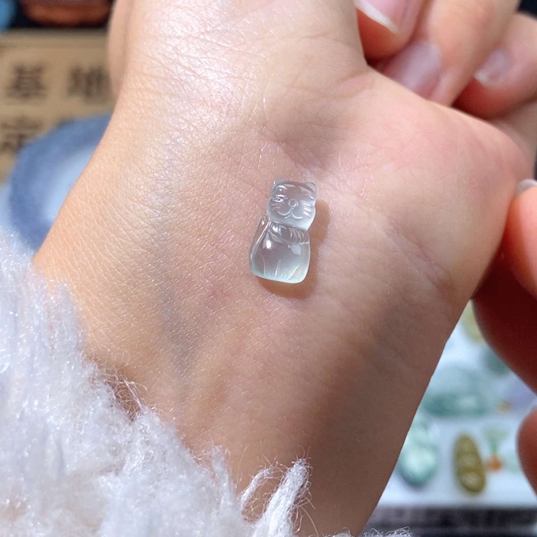 定制翡翠未镶嵌翡翠12.3×7×2.7