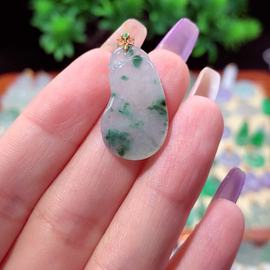 翡翠吊坠(不含链)18K金镶嵌