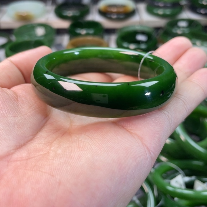 和田玉（碧玉）手镯未镶嵌