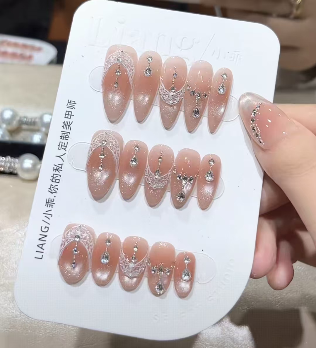 【梦欲蕾丝】高端 纯手工 定制 穿戴甲 轻奢美甲显白气质穿戴式