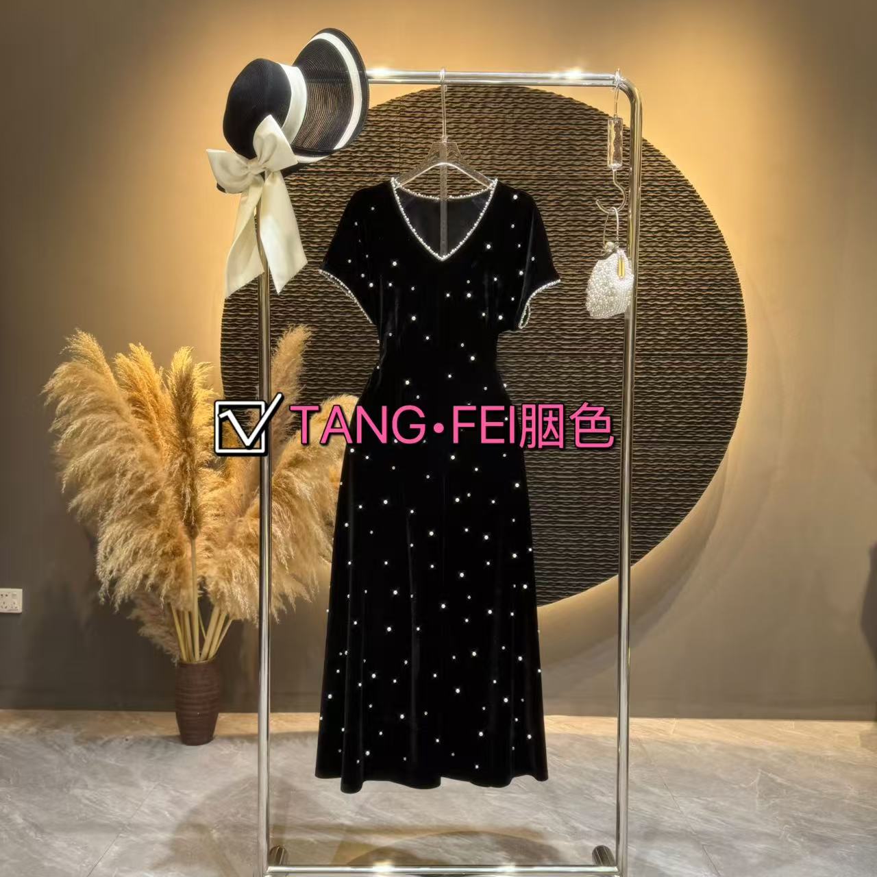 TANG-FEI胭色【今夕何夕】TF0050 重工短袖长款黑色连衣裙