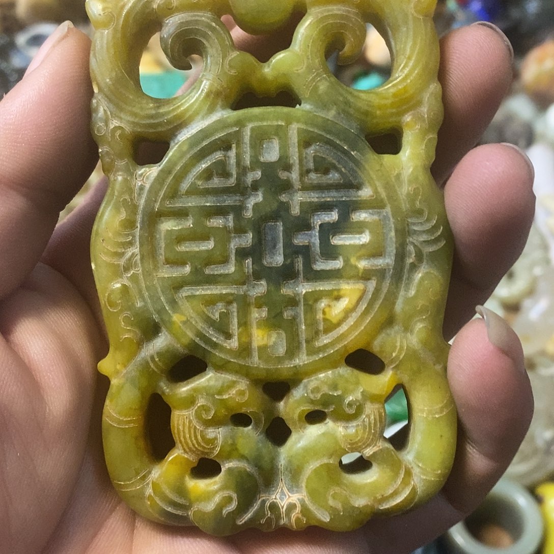 和田玉（糖玉）未镶嵌挂件