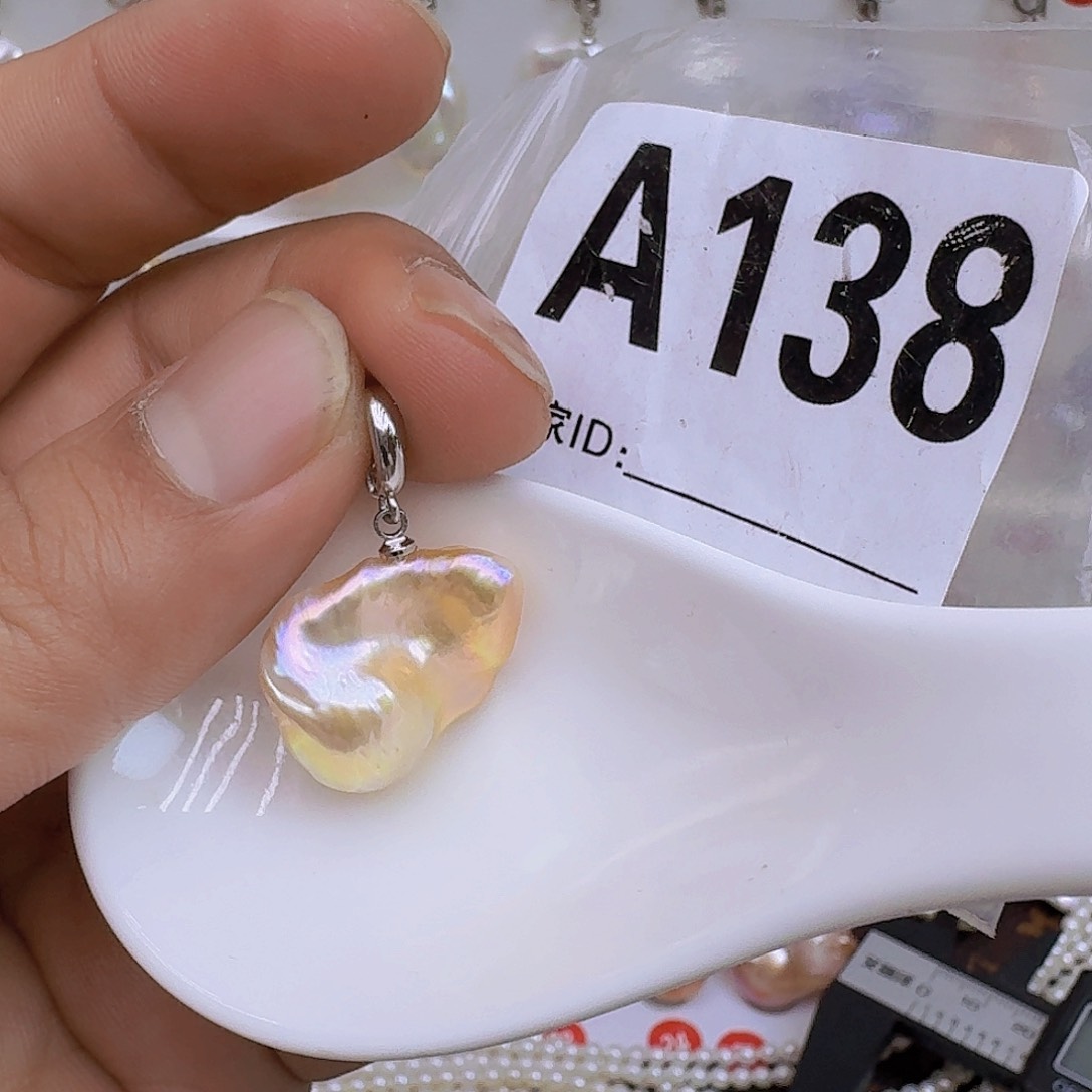 银S925镶嵌淡水珍珠巴洛克 微瑕