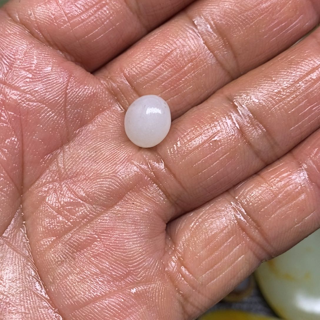 和田玉（糖玉）挂件未镶嵌东**毖