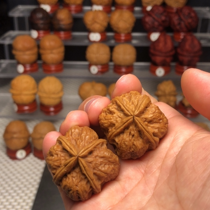 文玩核桃把件7小磐石