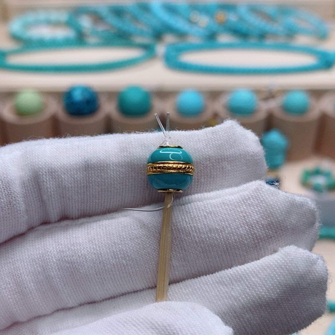 绿松石珠宝奇石18K金镶嵌