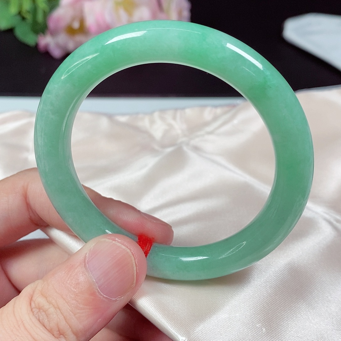 翡翠未镶嵌手镯55圈