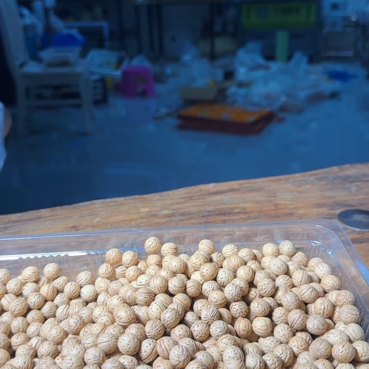 小***吊坠桃核1.0山西脖挂