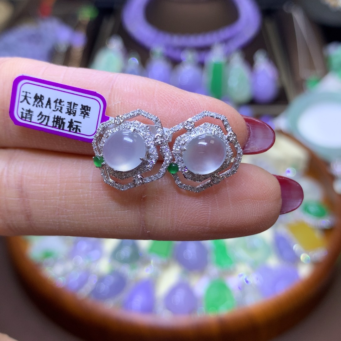 【闪购商品】翡翠颈饰18K金镶嵌翡翠