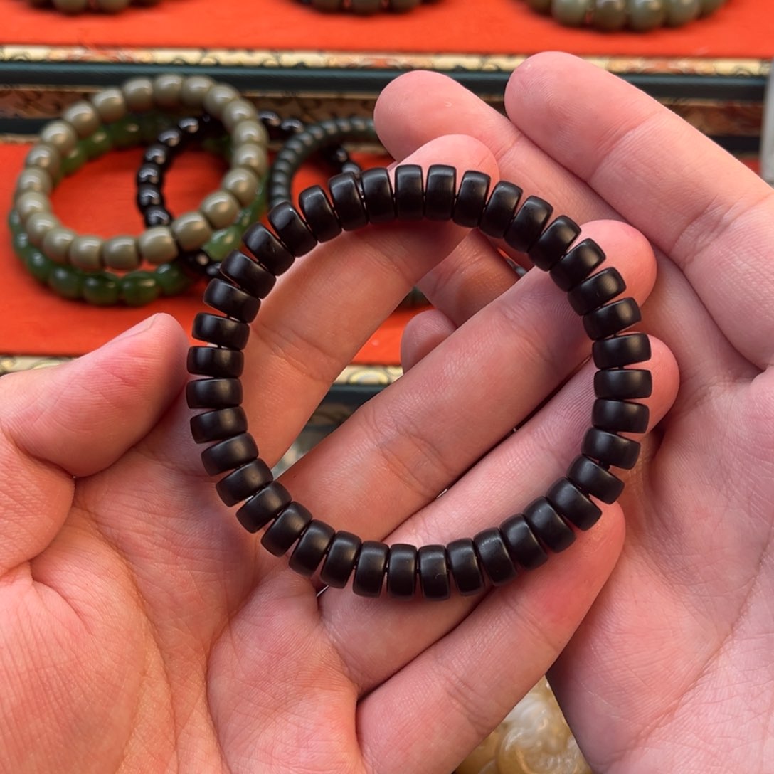 和田玉手链未镶嵌