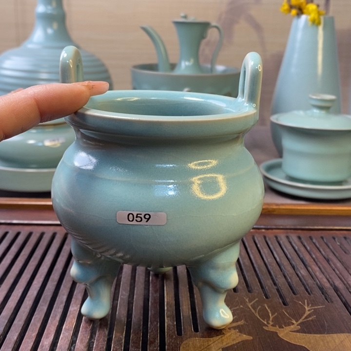 原产地汝瓷香炉微一