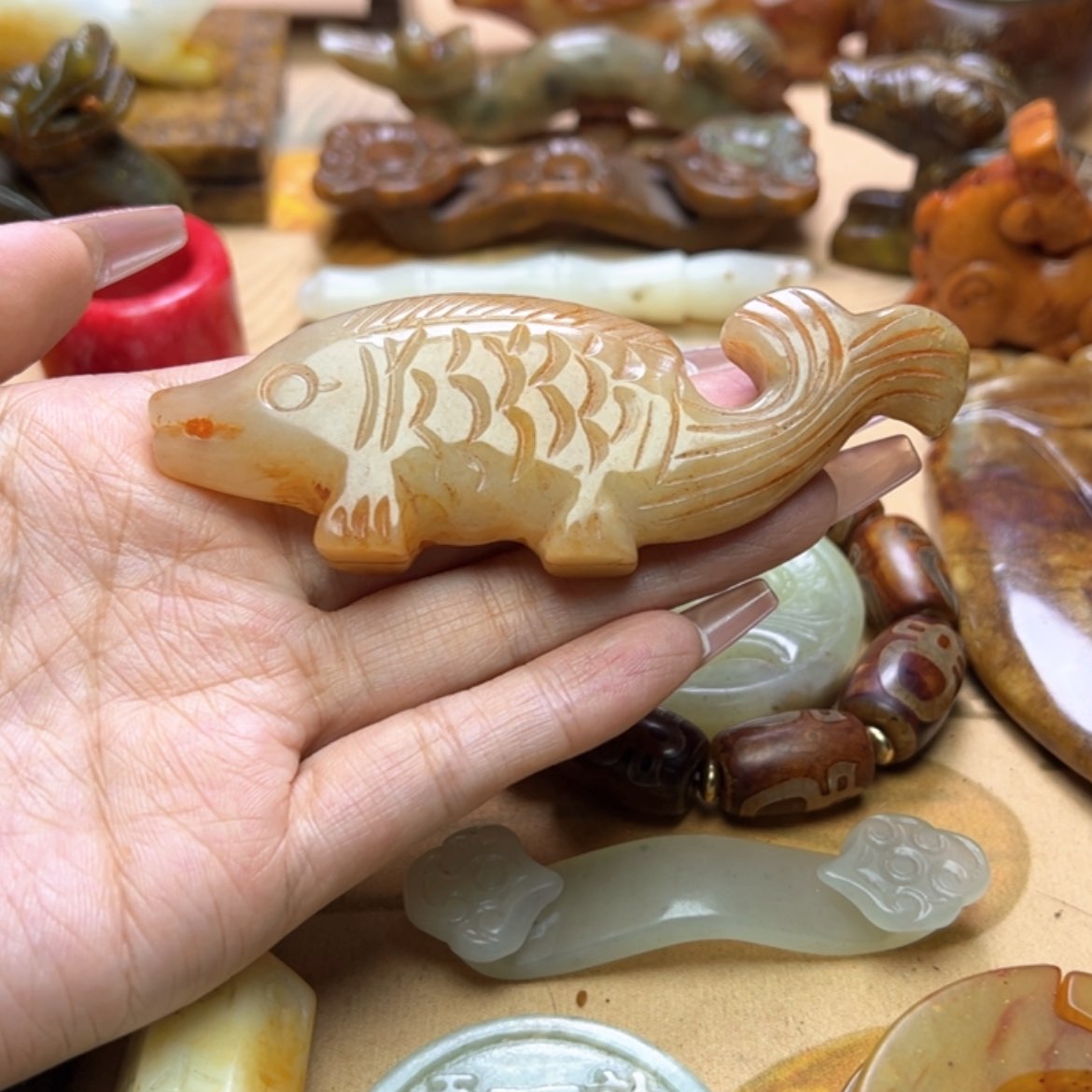 【闪购商品】蛇纹石玉颈饰未镶嵌