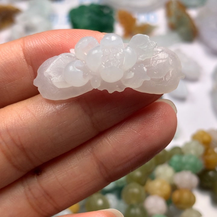 定制翡翠未镶嵌翡翠