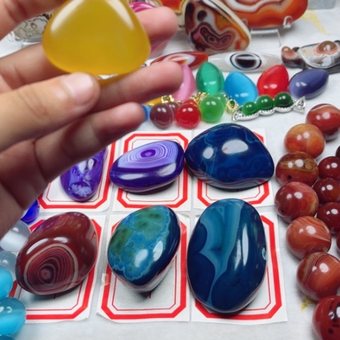 玛瑙/玉髓耳钉合金