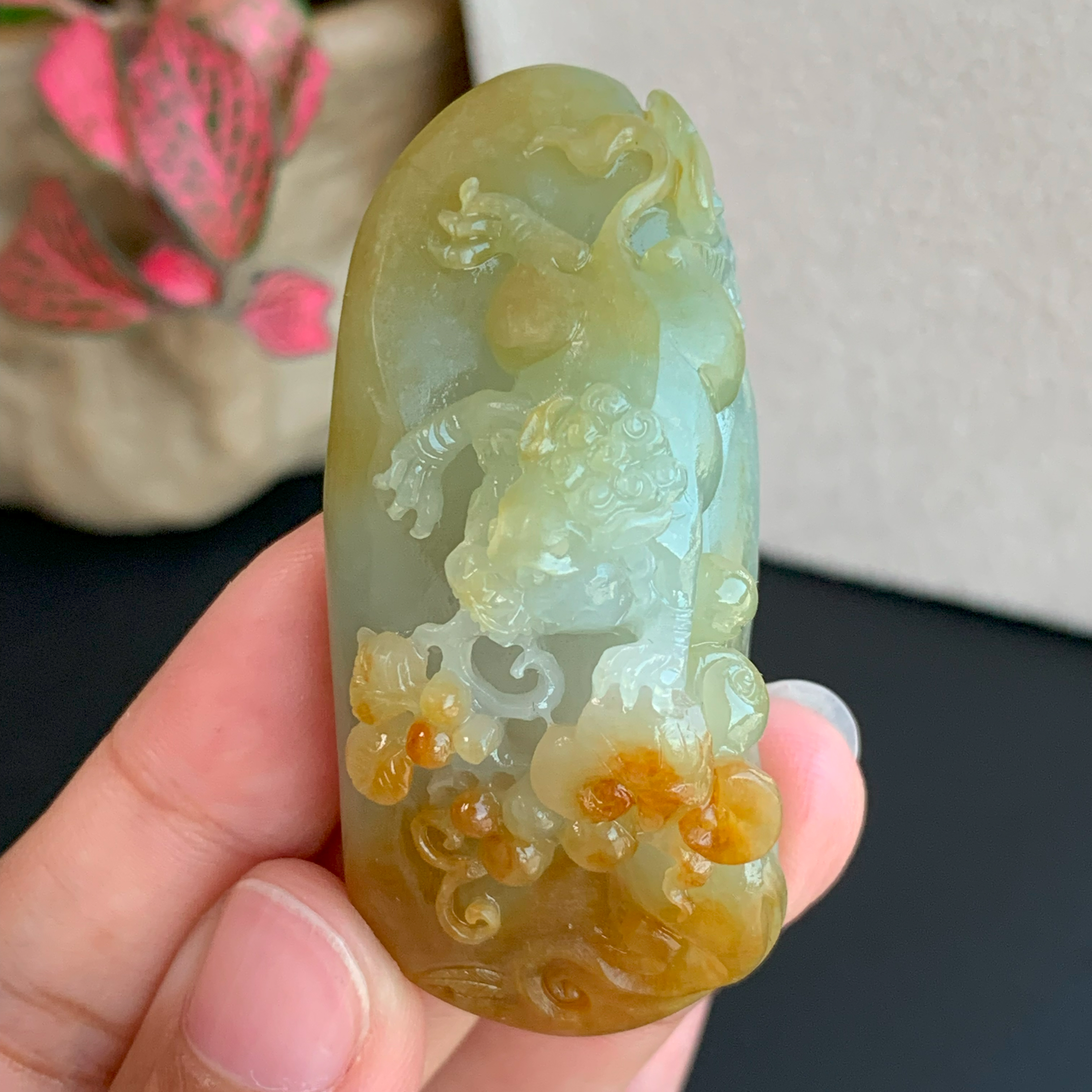 【自然光实拍】清澈 天然翡翠A货黄翡如意狮子吊坠 定制毛货未抛光