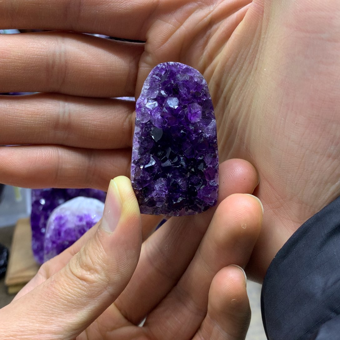 紫晶大型摆件（非配饰）未镶嵌