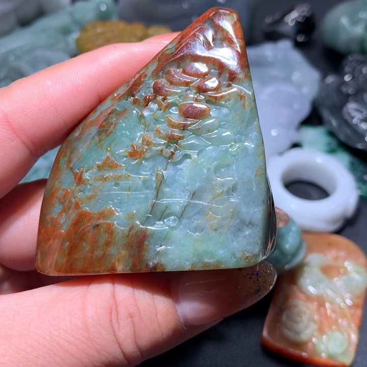 翡翠未镶嵌颈饰保真天然A货翡翠