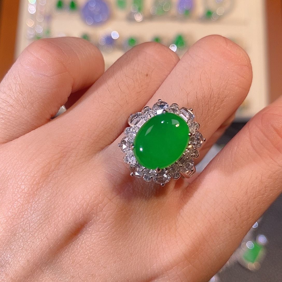 翡翠18K金镶嵌吊坠(不含链)