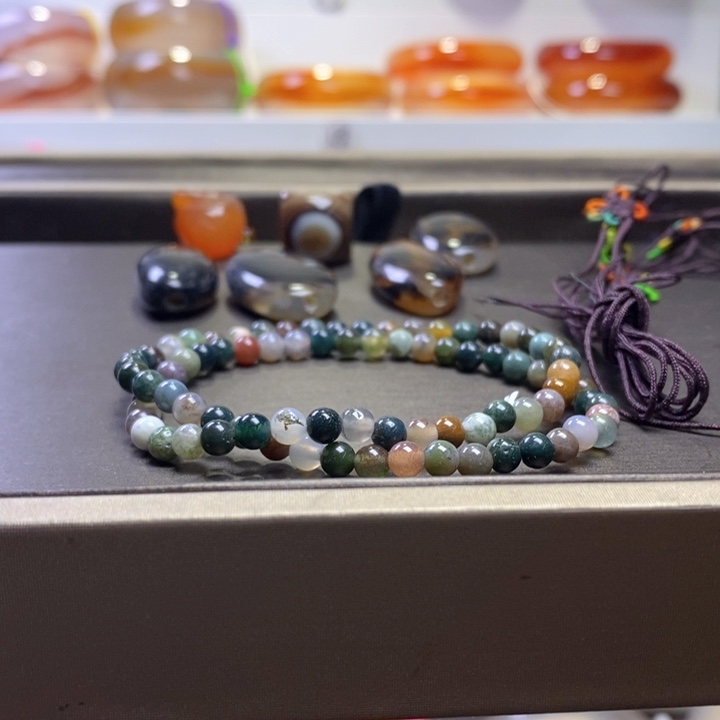 玛瑙/玉髓颈饰未镶嵌