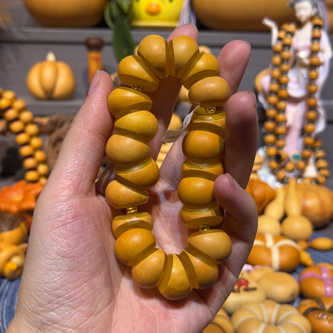 琥珀福利大肠。        